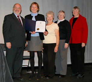 Randall Rosenbaum, presenter Cheryl Faria, Patricia Henry, Dot Thornley, Nancy Moore EPHS